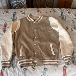Australia Zoo Home of the Crocodile Hunter Beige & Cream Varsity Jacket Crikey!